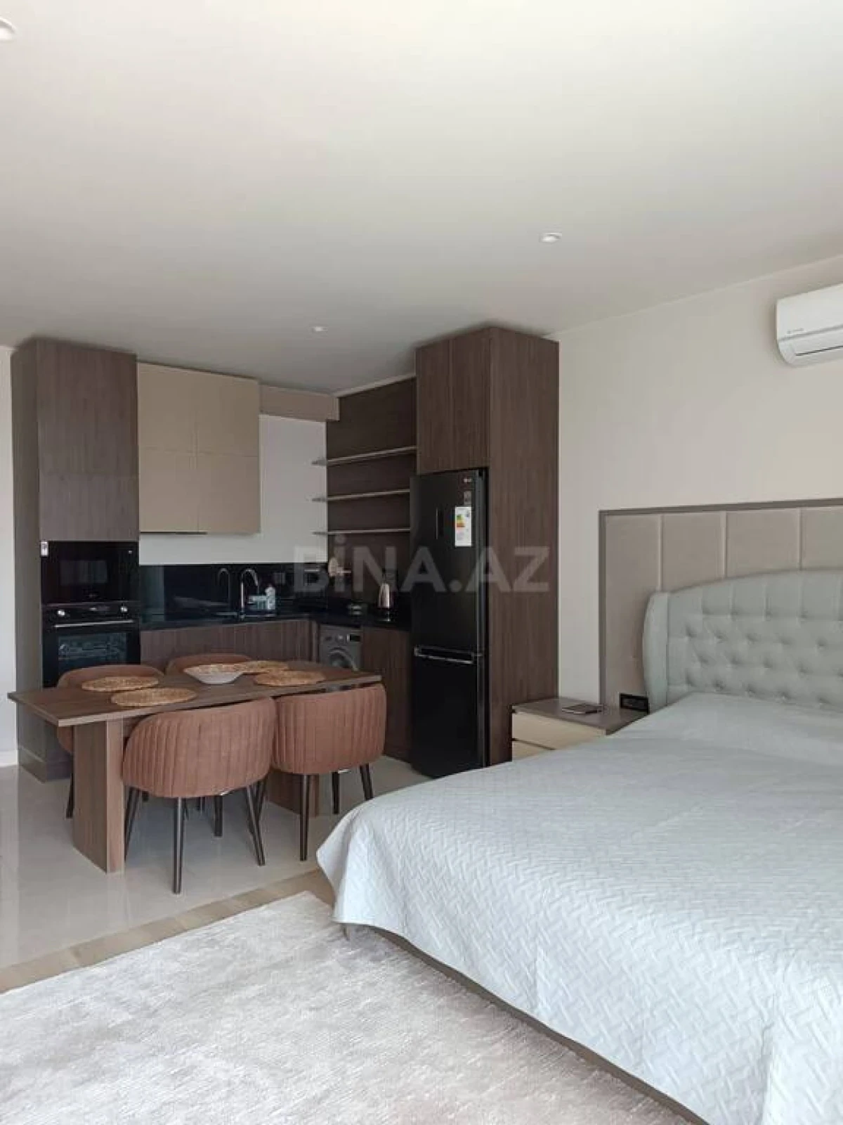 Kirayə verilir 1 otaqlı mənzil 59 m²