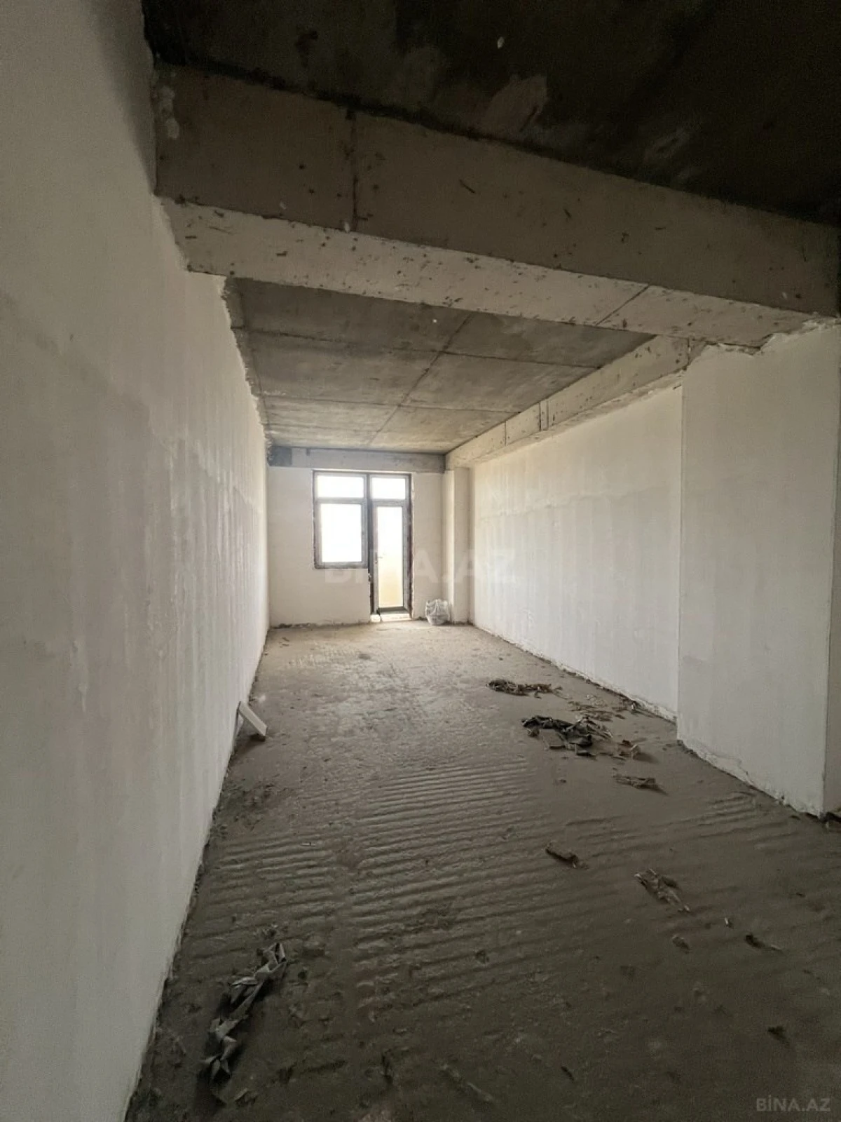 Satılır 4 otaqlı mənzil 238 m²