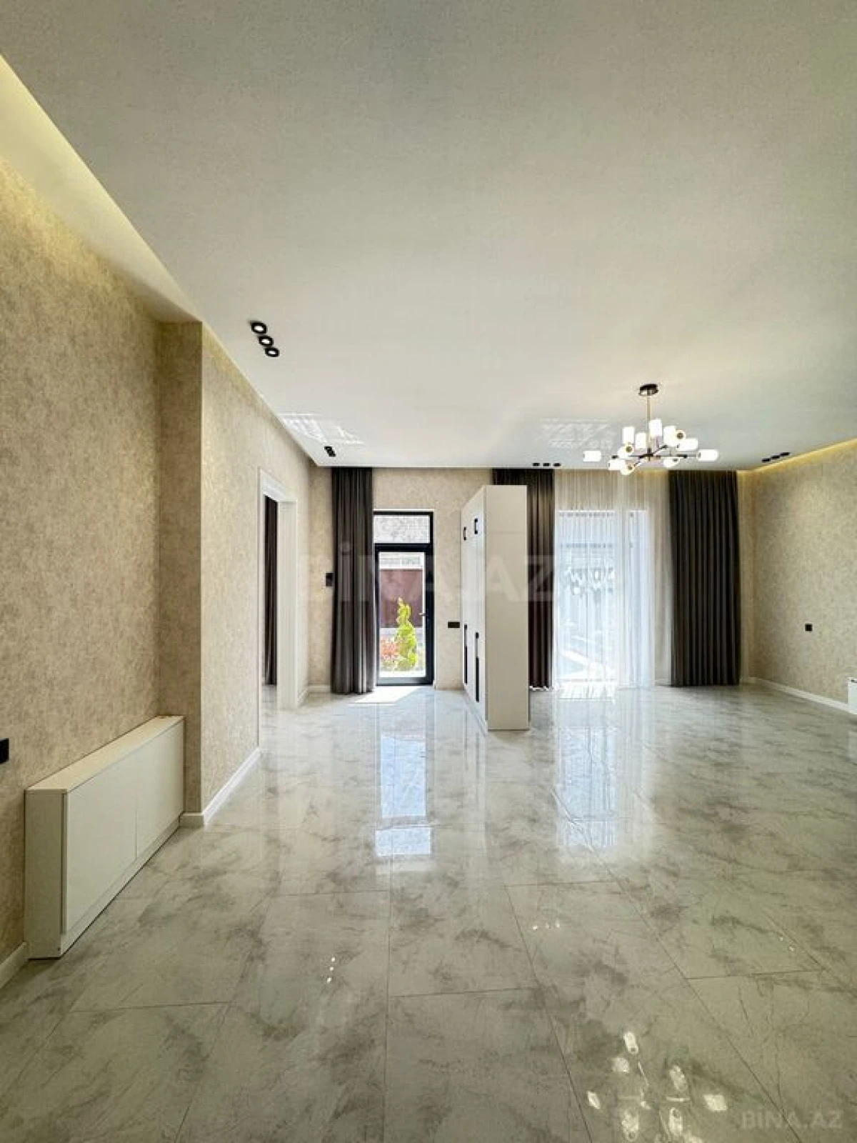 Satılır 4 otaqlı həyət evi 160 m²