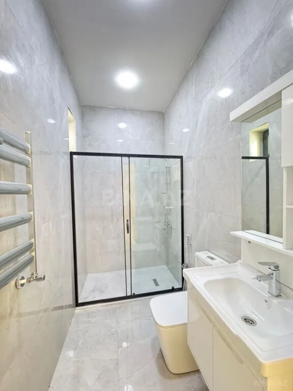 Satılır 4 otaqlı həyət evi 160 m²