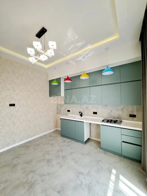 Satılır 4 otaqlı həyət evi 160 m²