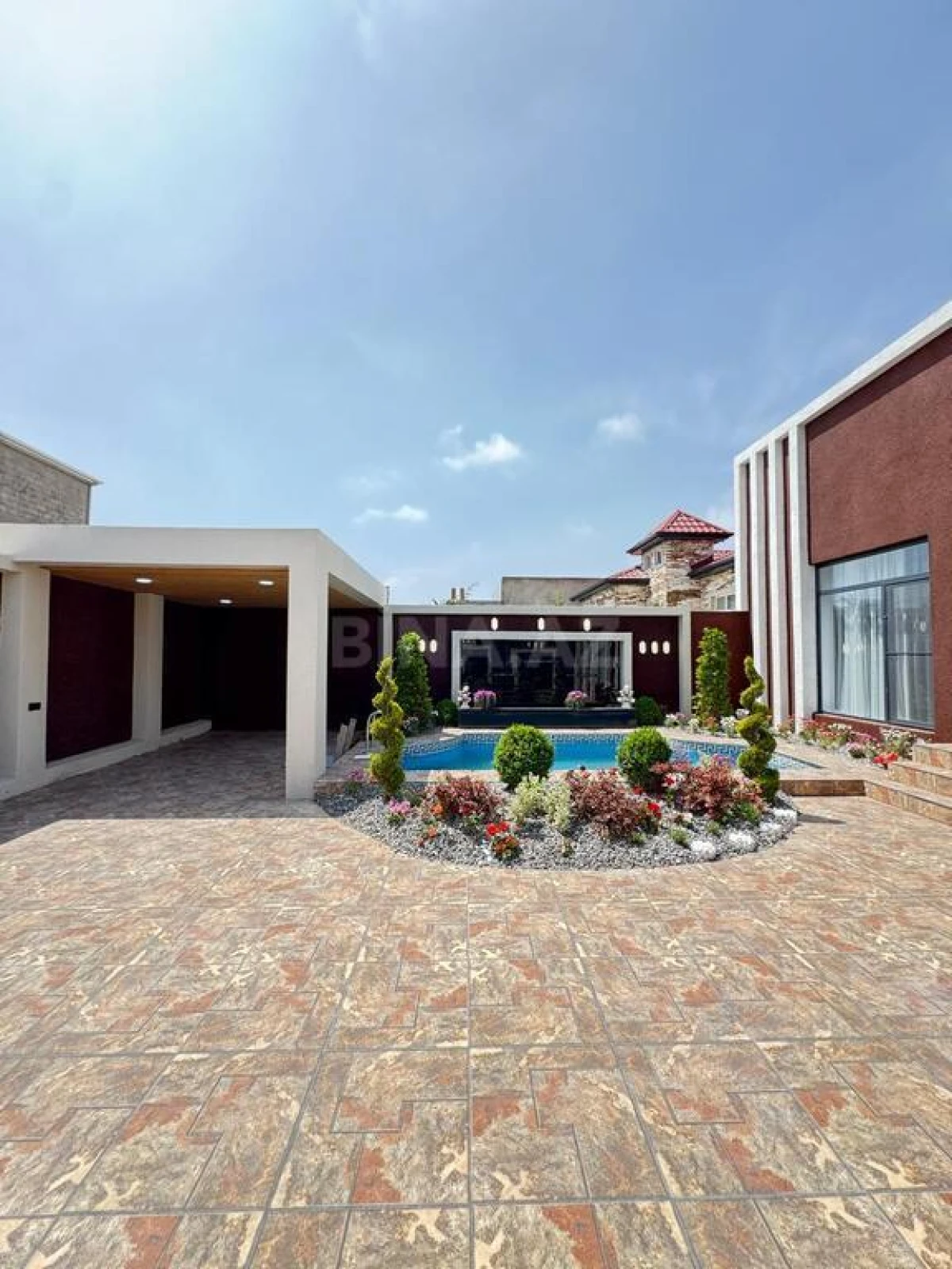 Satılır 4 otaqlı həyət evi 160 m²