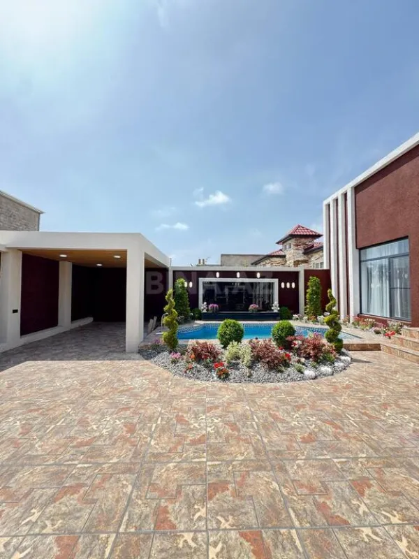 Satılır 4 otaqlı həyət evi 160 m²
