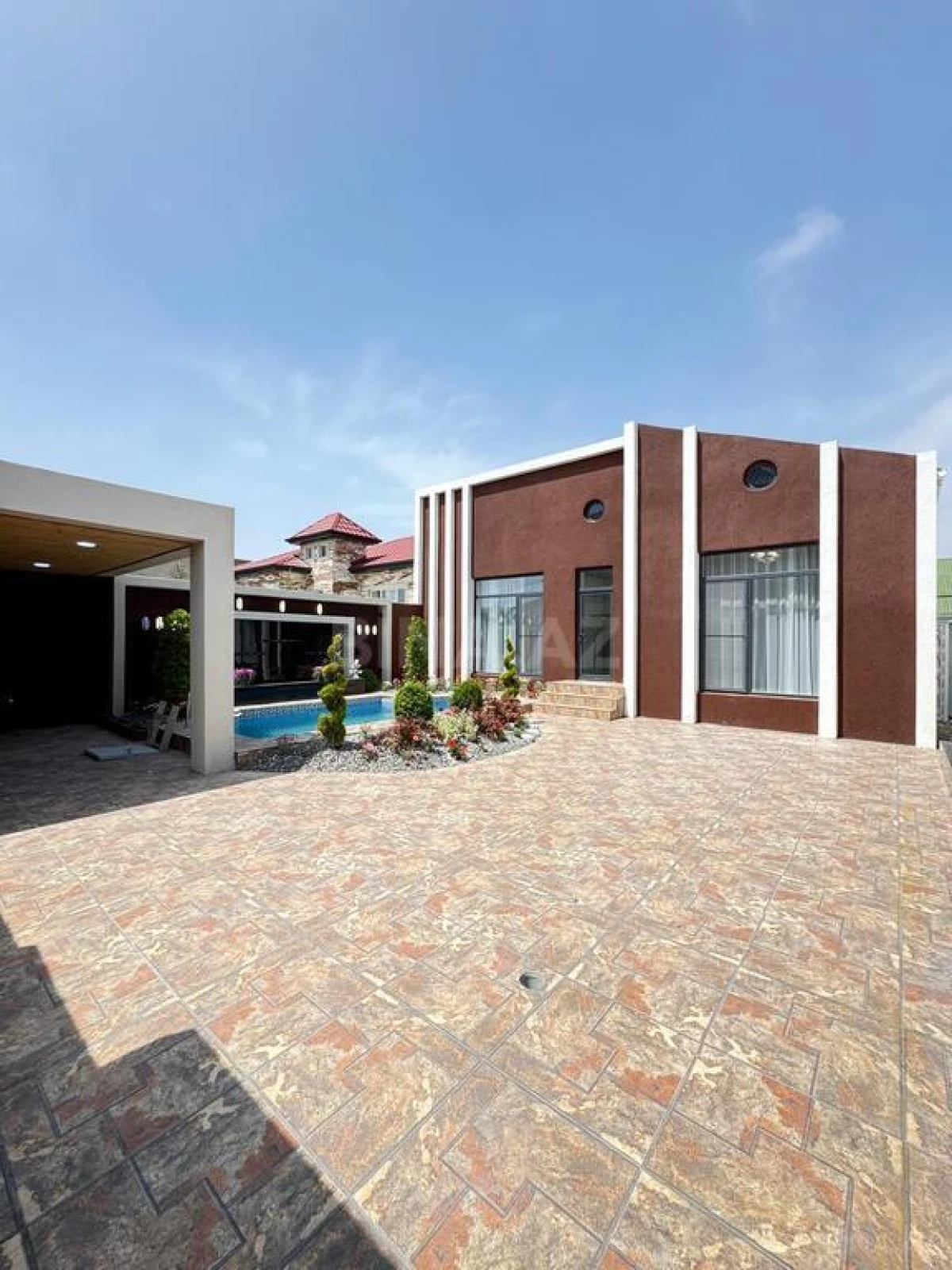 Satılır 4 otaqlı həyət evi 160 m²