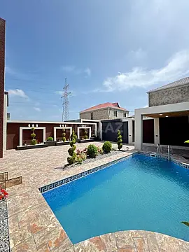 Satılır 4 otaqlı həyət evi 160 m²