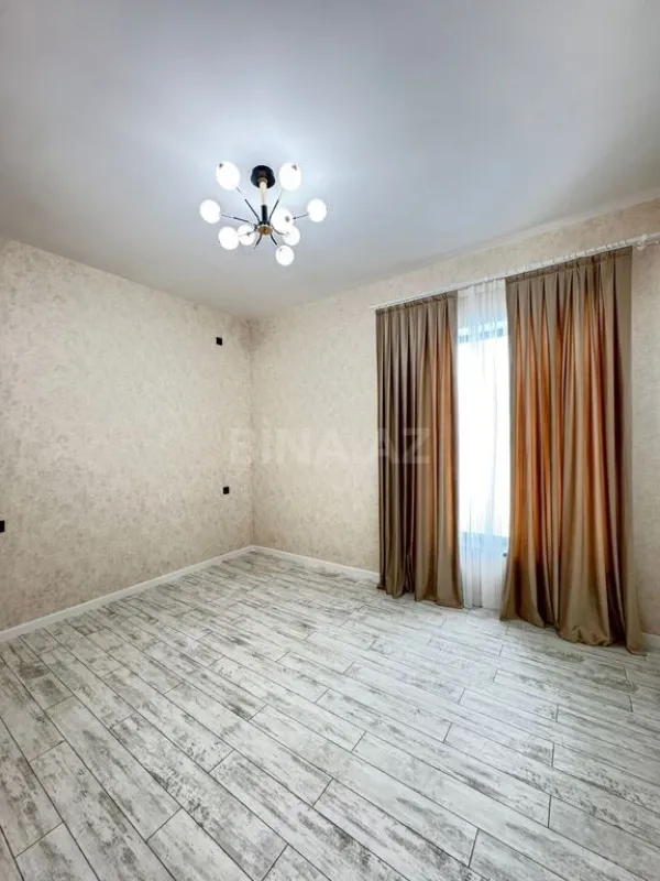 Satılır 4 otaqlı həyət evi 160 m²