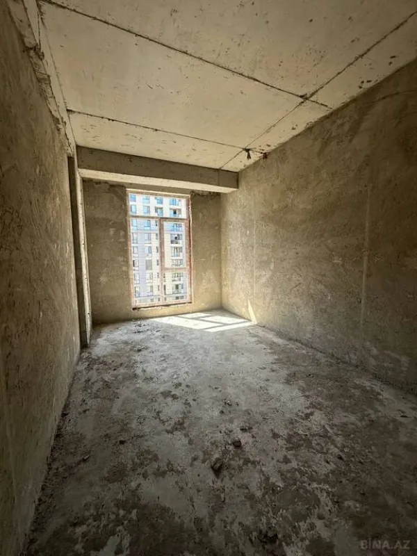 Satılır 2 otaqlı mənzil 88 m²