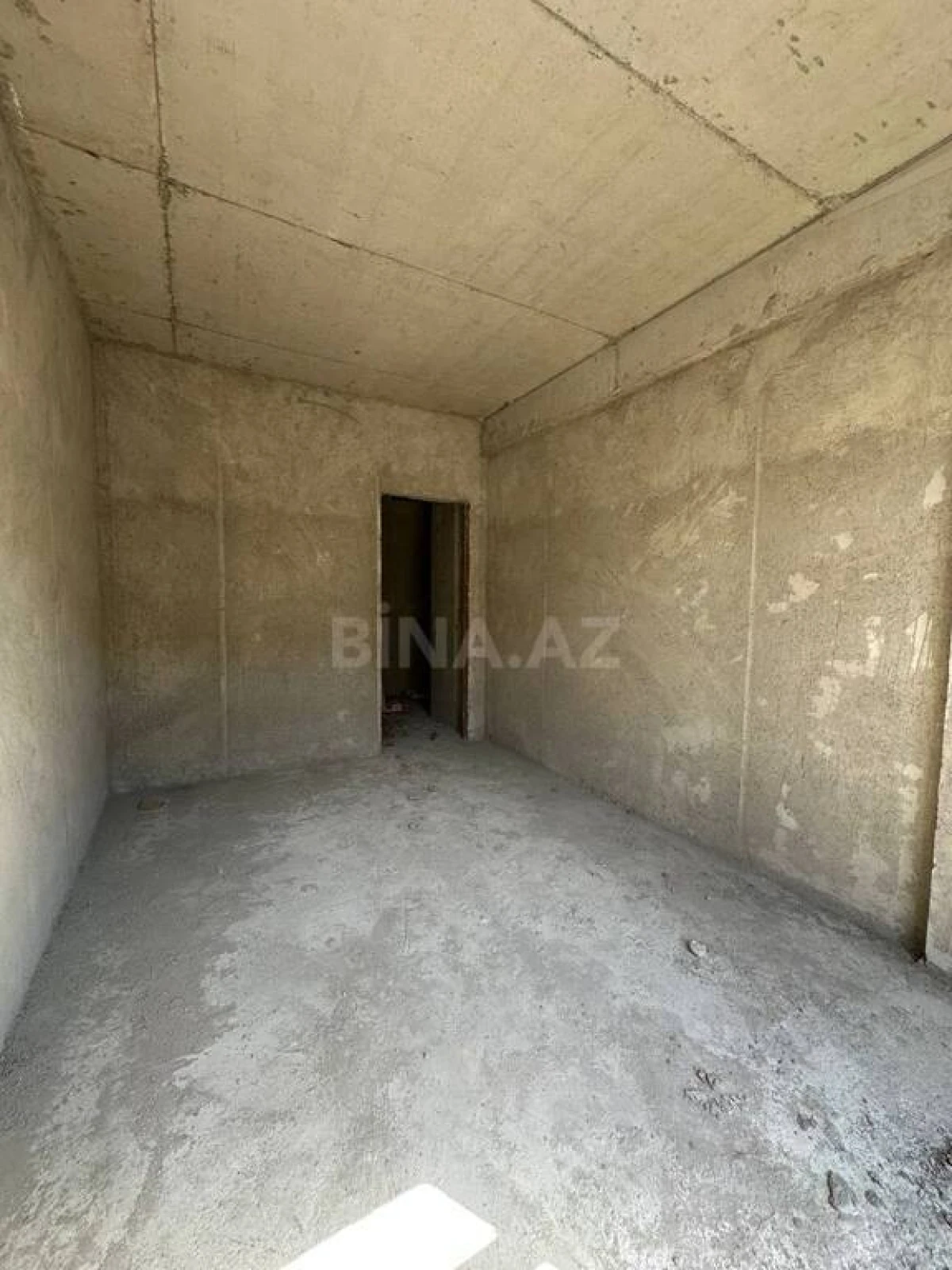 Satılır 2 otaqlı mənzil 88 m²