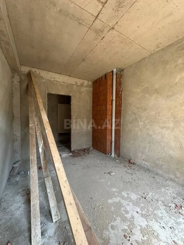 Satılır 2 otaqlı mənzil 88 m²