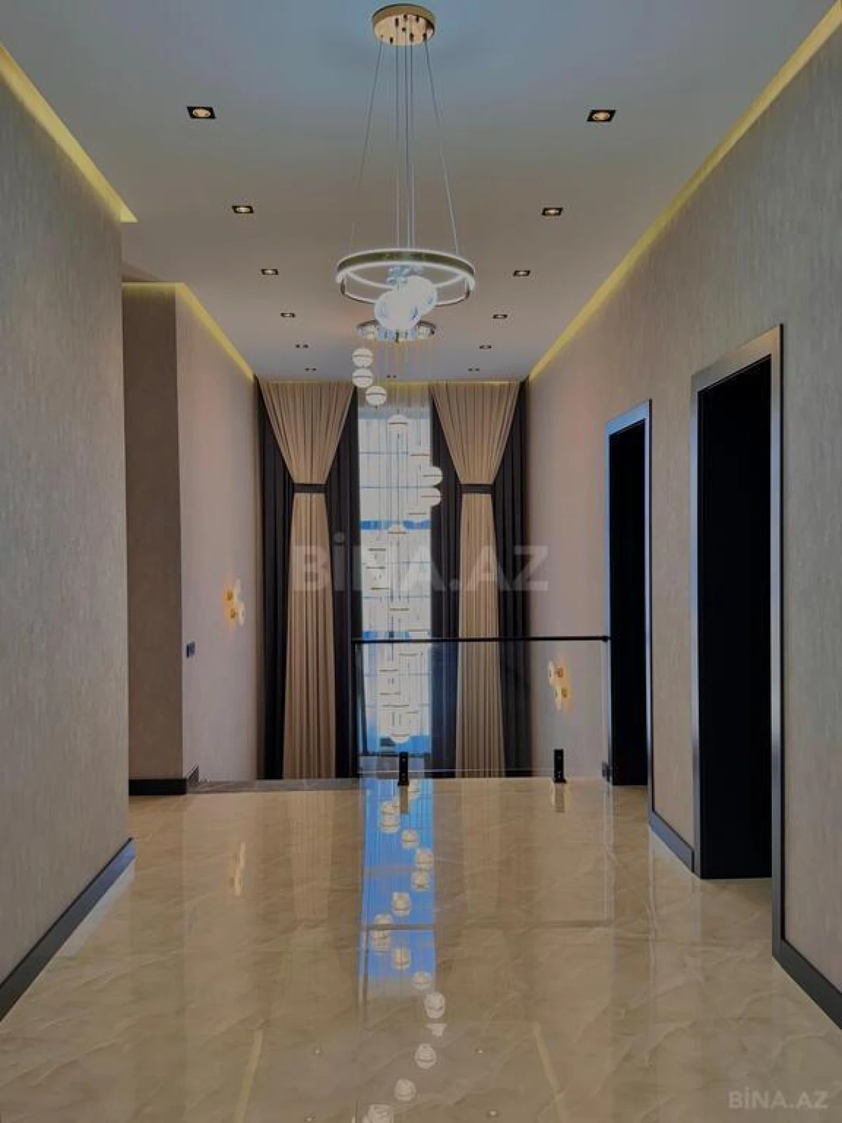 Satılır 6 otaqlı həyət evi 400 m²