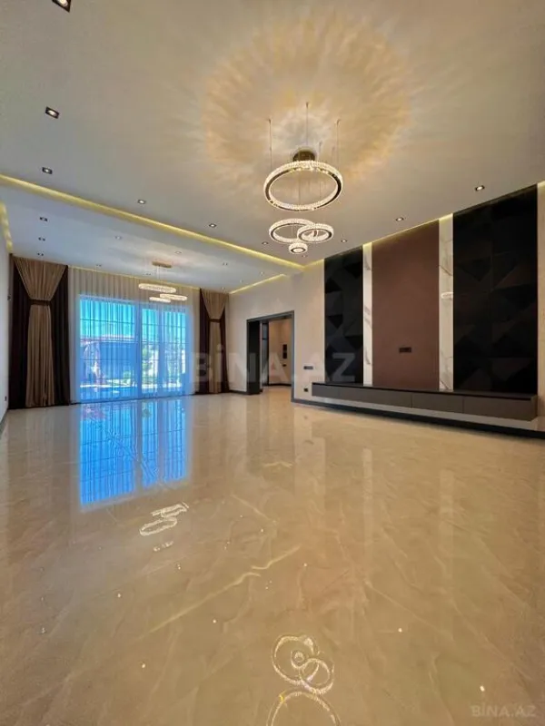 Satılır 6 otaqlı həyət evi 400 m²