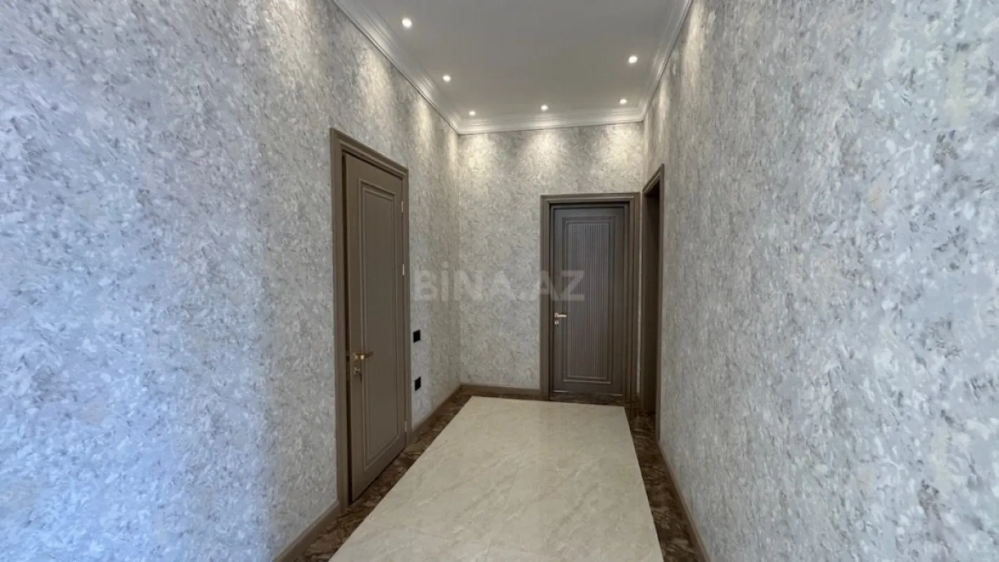 Satılır 6 otaqlı həyət evi 500 m²