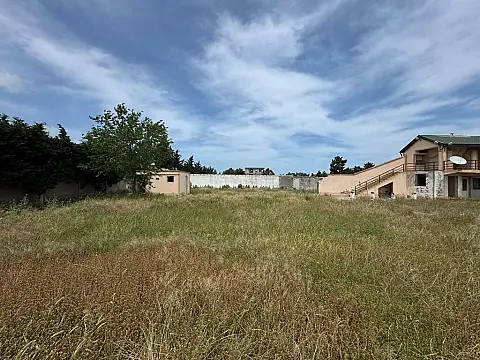 Satılır torpaq sahəsi 30 m²