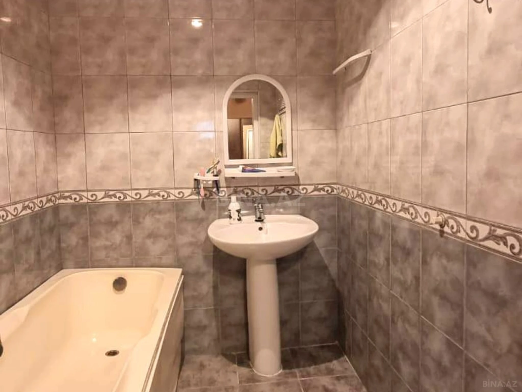 Satılır 3 otaqlı mənzil 86 m²