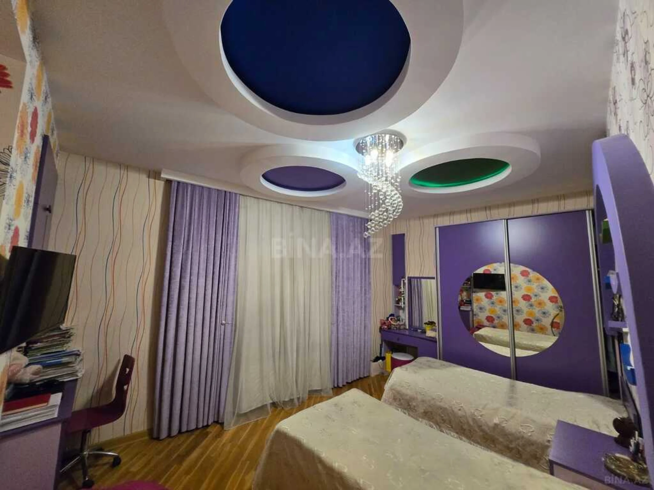 Satılır 4 otaqlı mənzil 145 m²