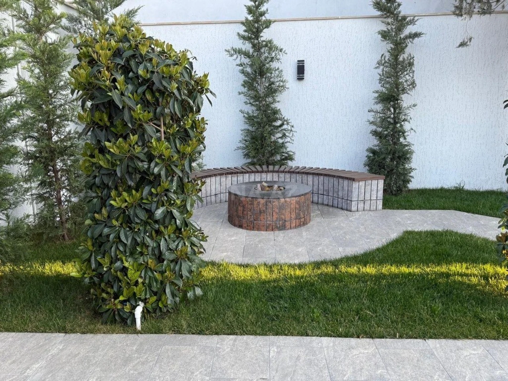 Kirayə verilir 5 otaqlı həyət evi 280 m²