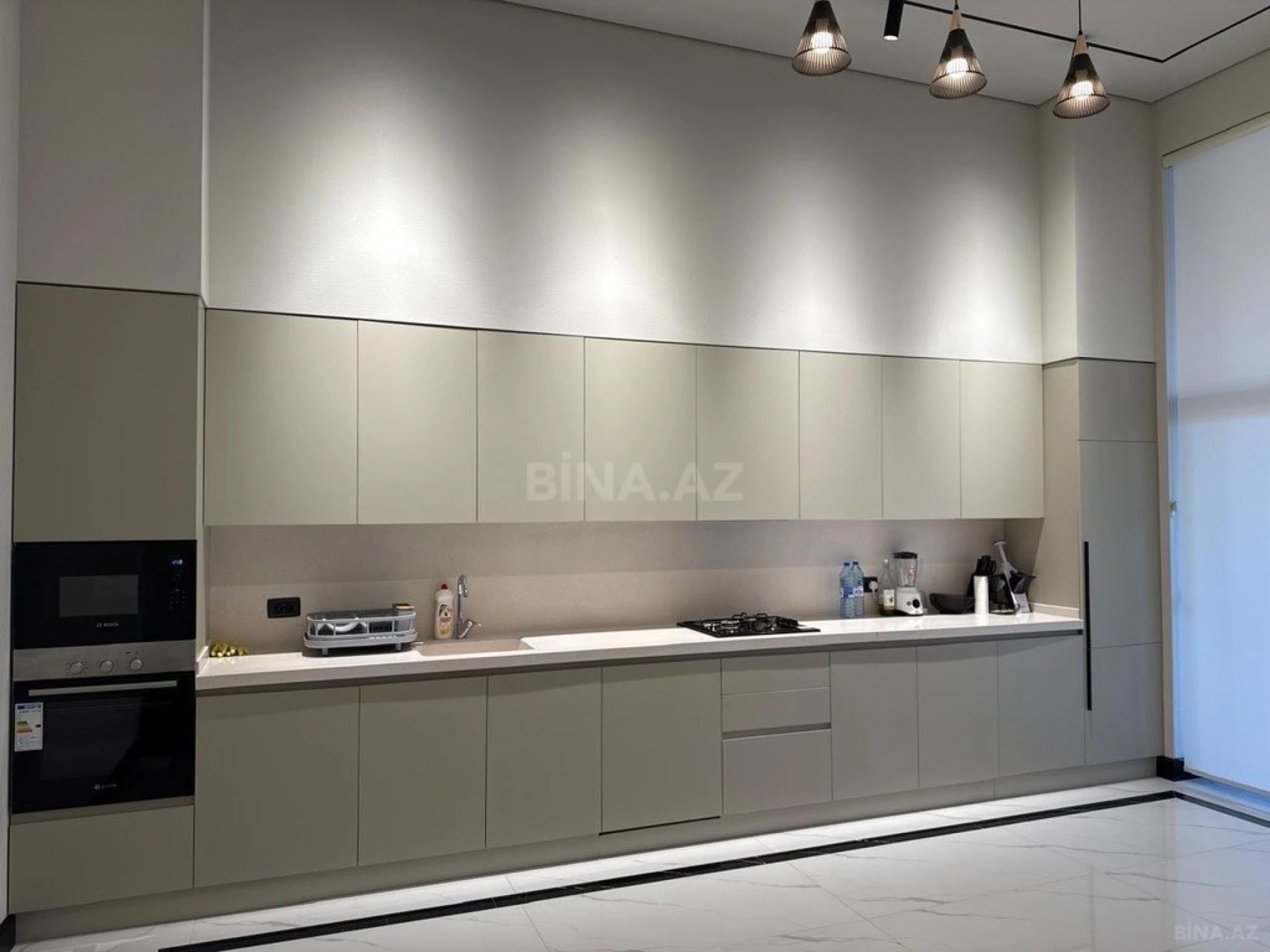 Kirayə verilir 5 otaqlı həyət evi 280 m²