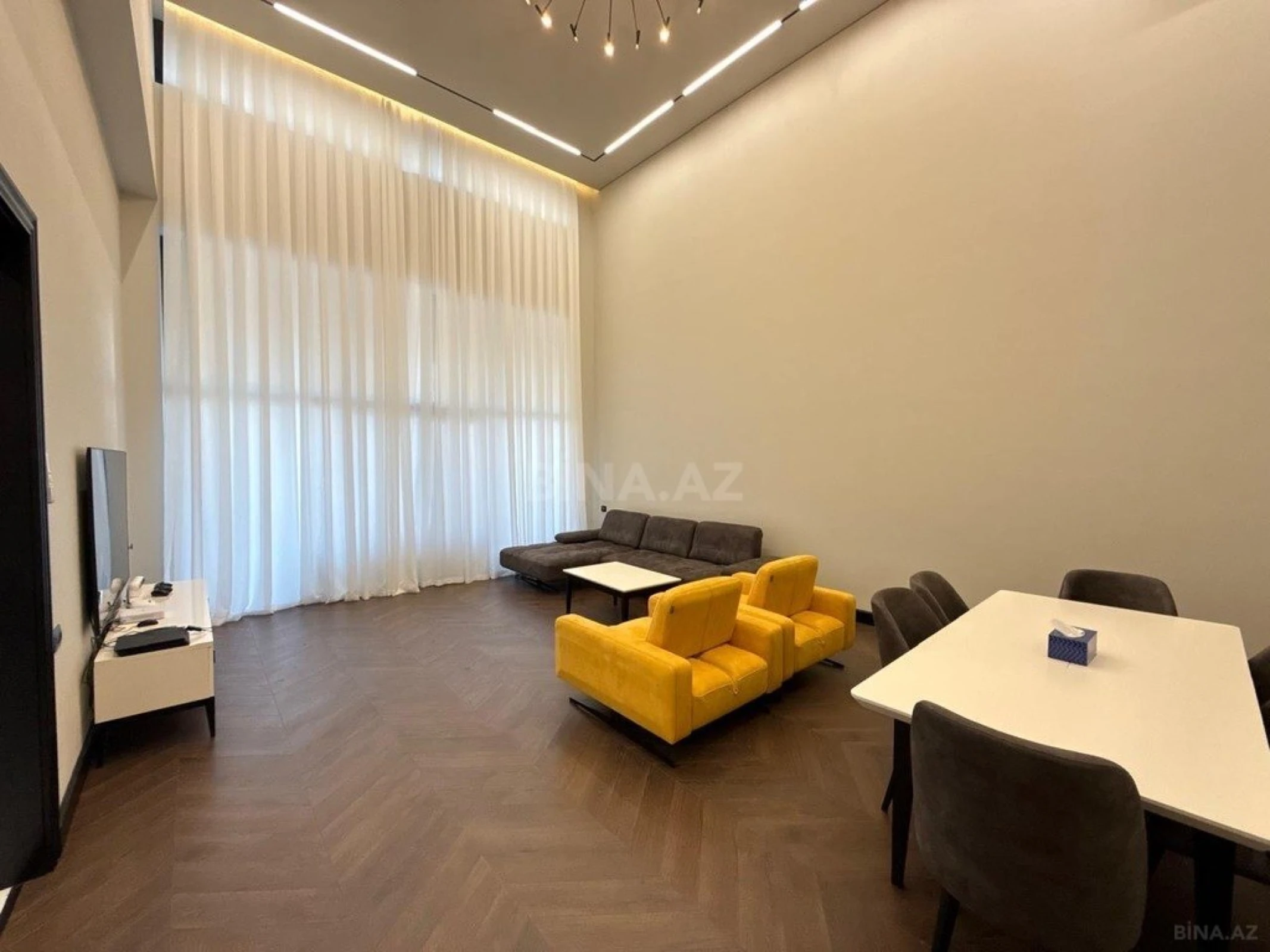 Kirayə verilir 5 otaqlı həyət evi 280 m²