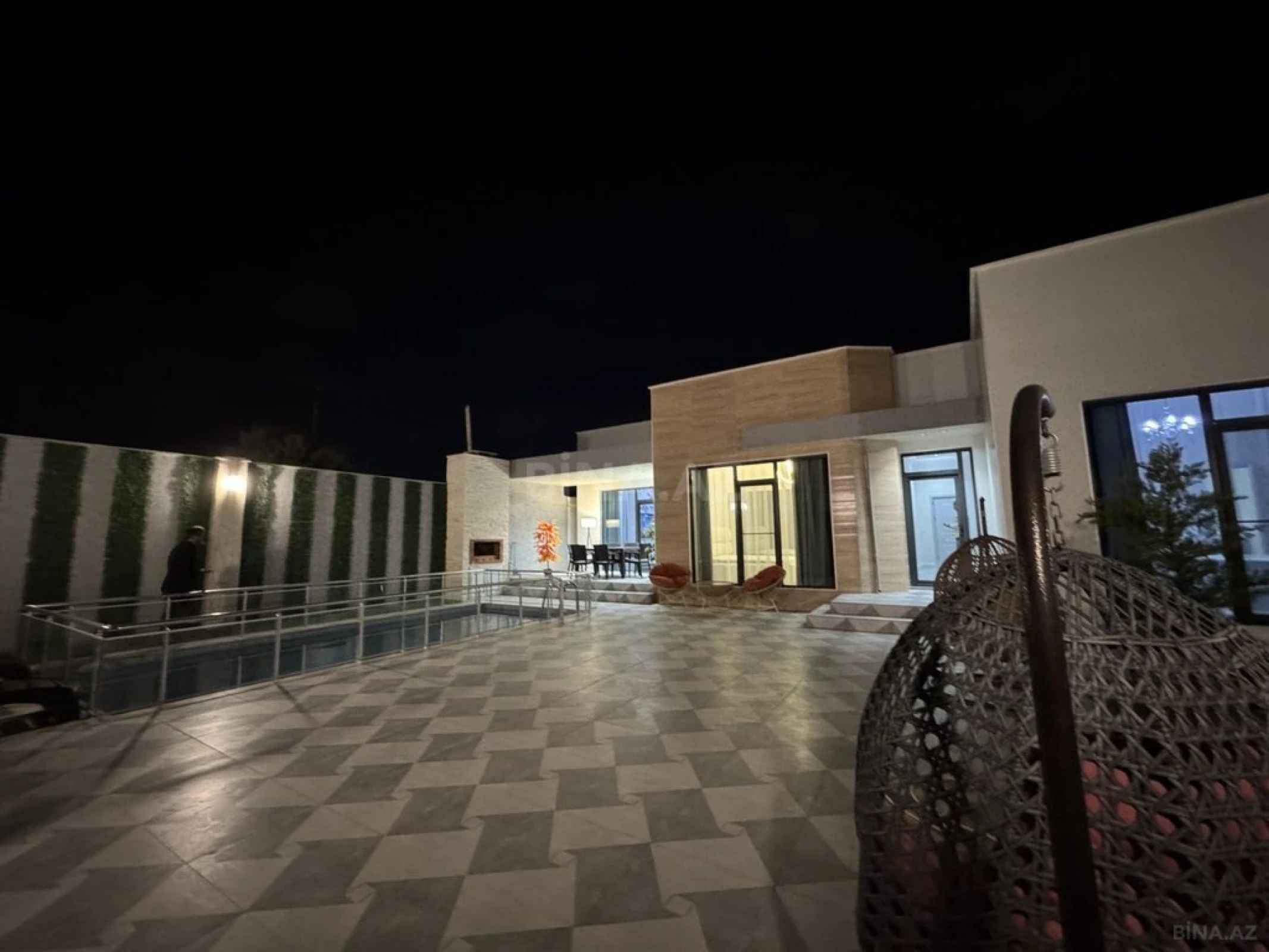 Kirayə verilir 4 otaqlı həyət evi 220 m²