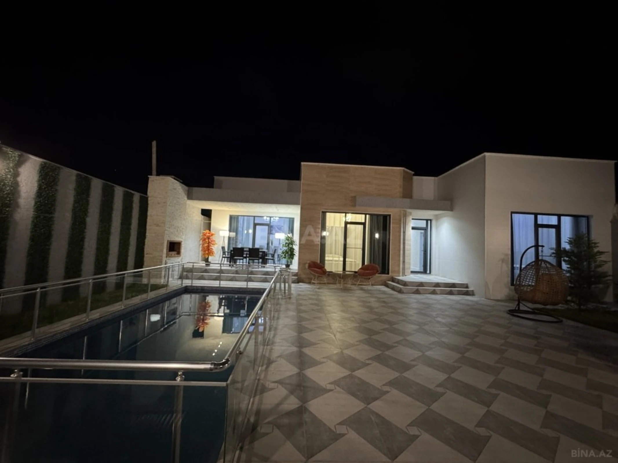 Kirayə verilir 4 otaqlı həyət evi 220 m²