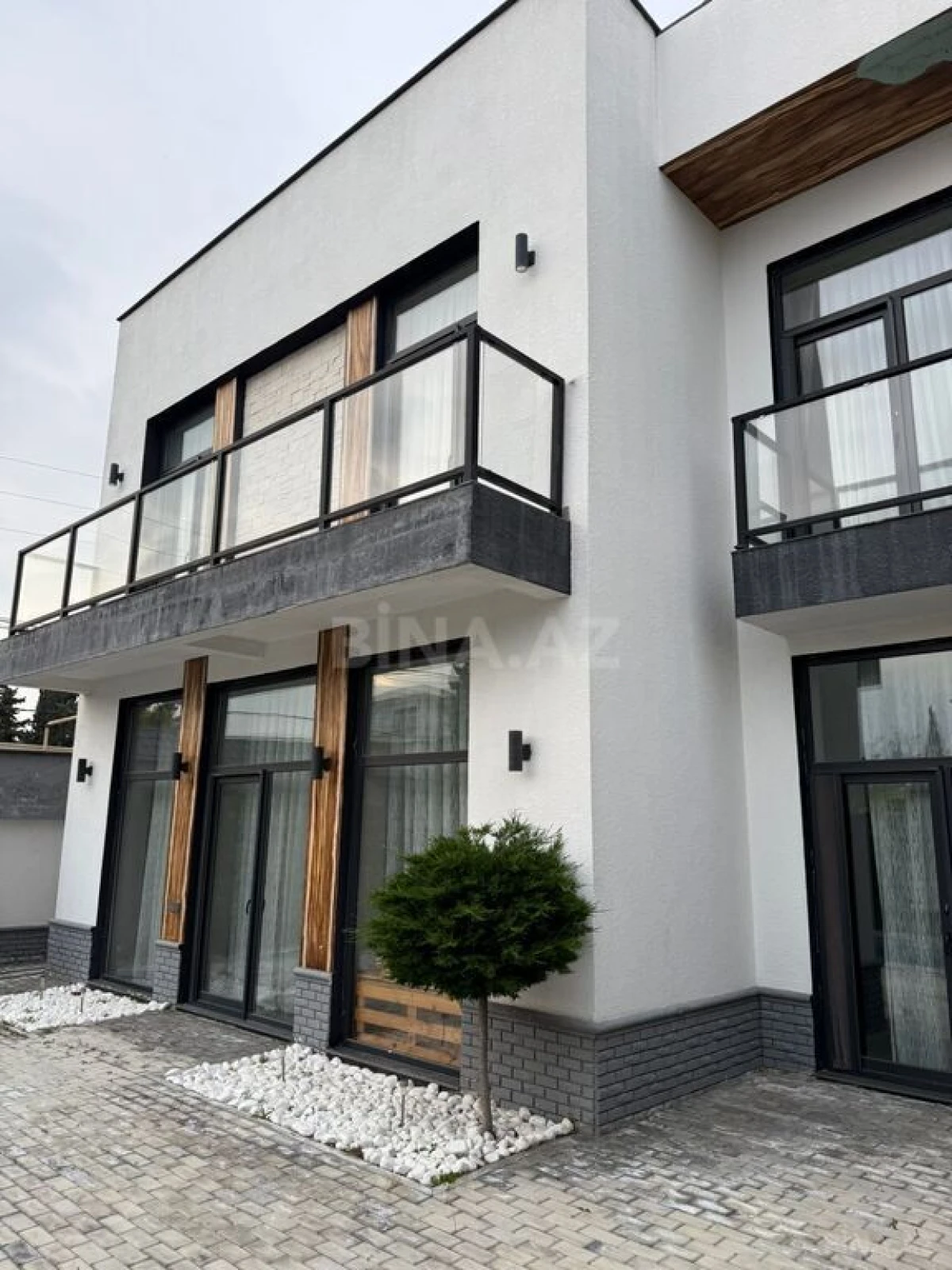 Kirayə verilir 4 otaqlı həyət evi 300 m²