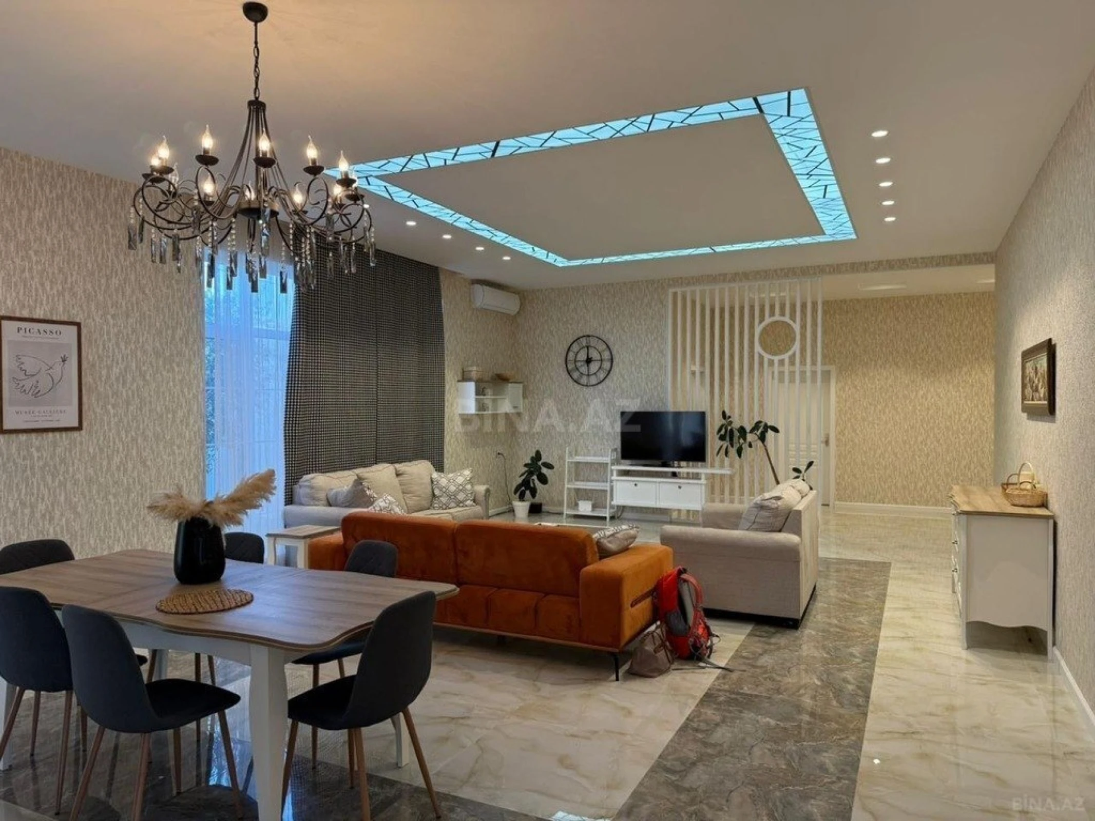 Kirayə verilir 5 otaqlı həyət evi 280 m²