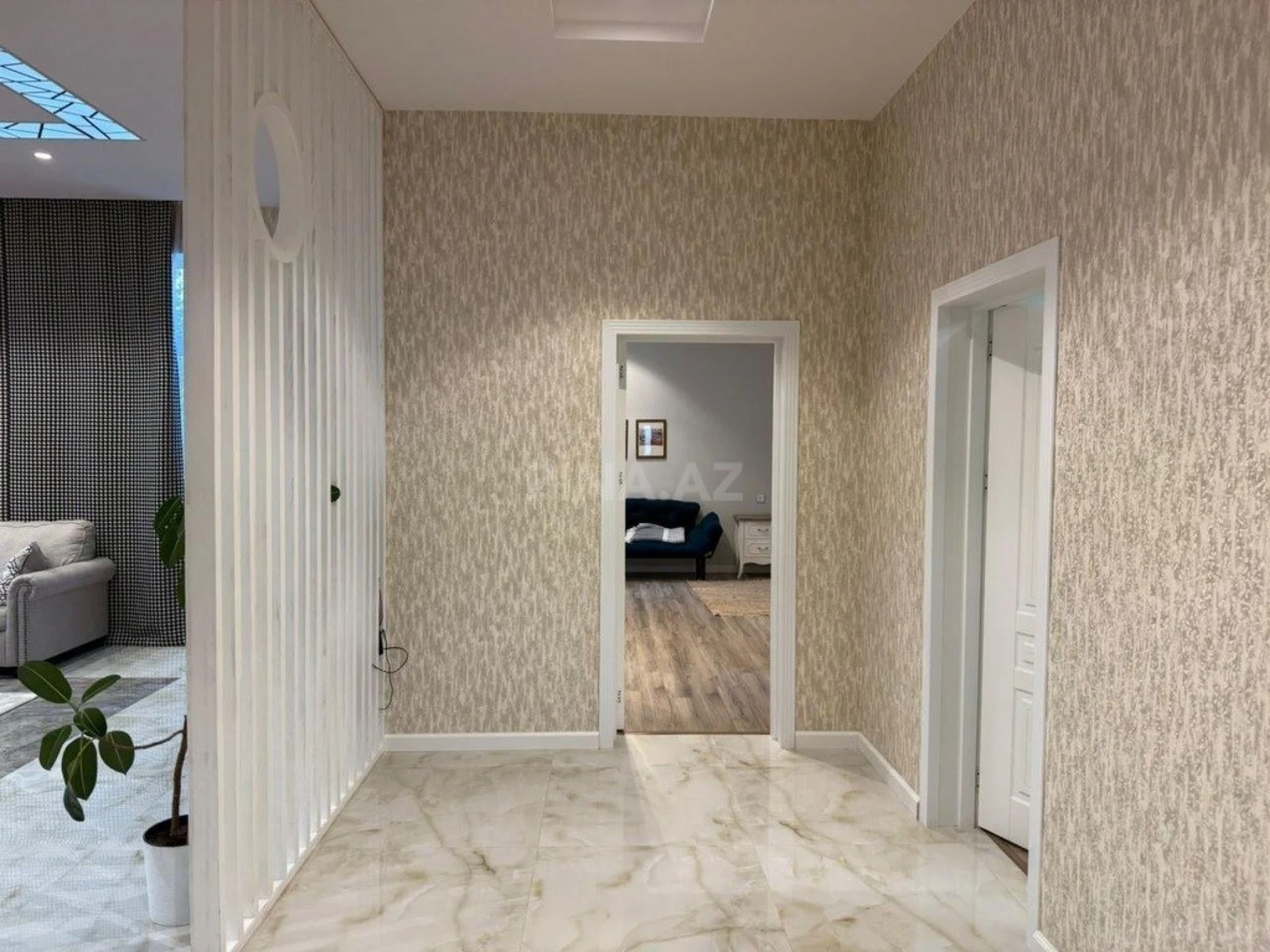 Kirayə verilir 5 otaqlı həyət evi 280 m²