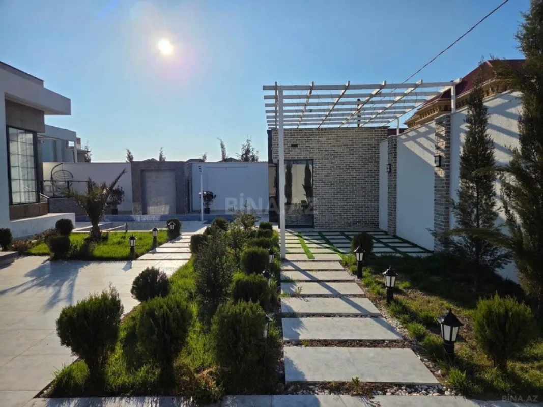 Kirayə verilir 5 otaqlı həyət evi 290 m²