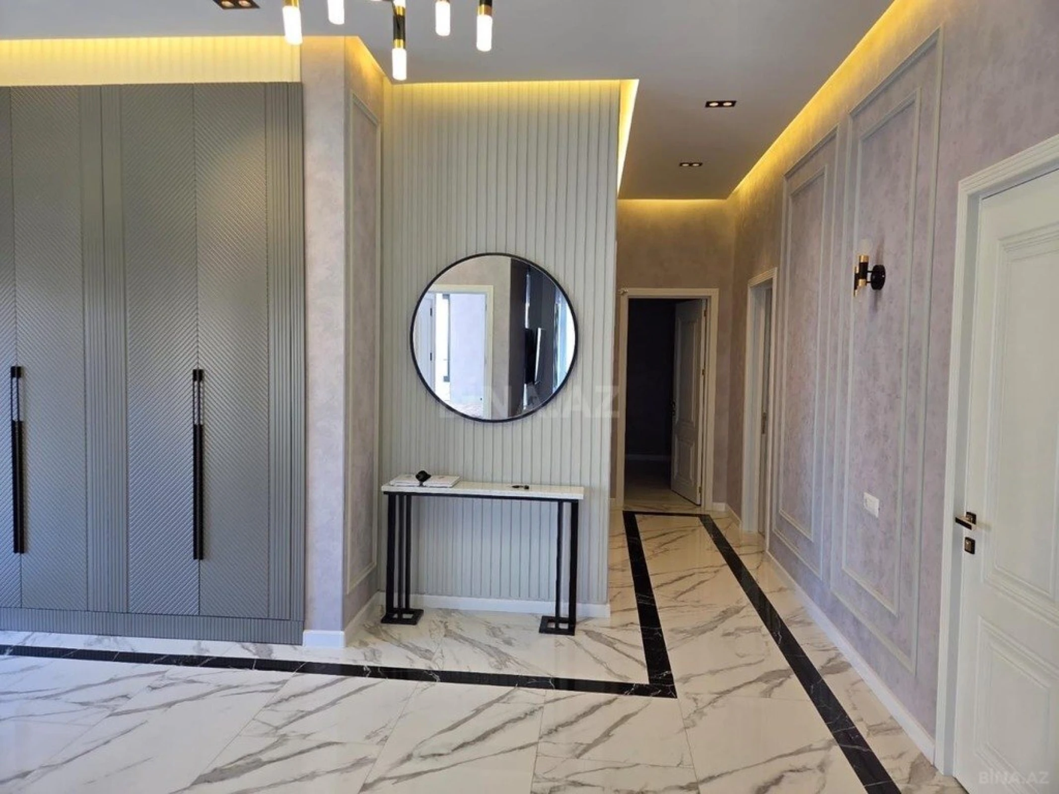 Kirayə verilir 5 otaqlı həyət evi 290 m²
