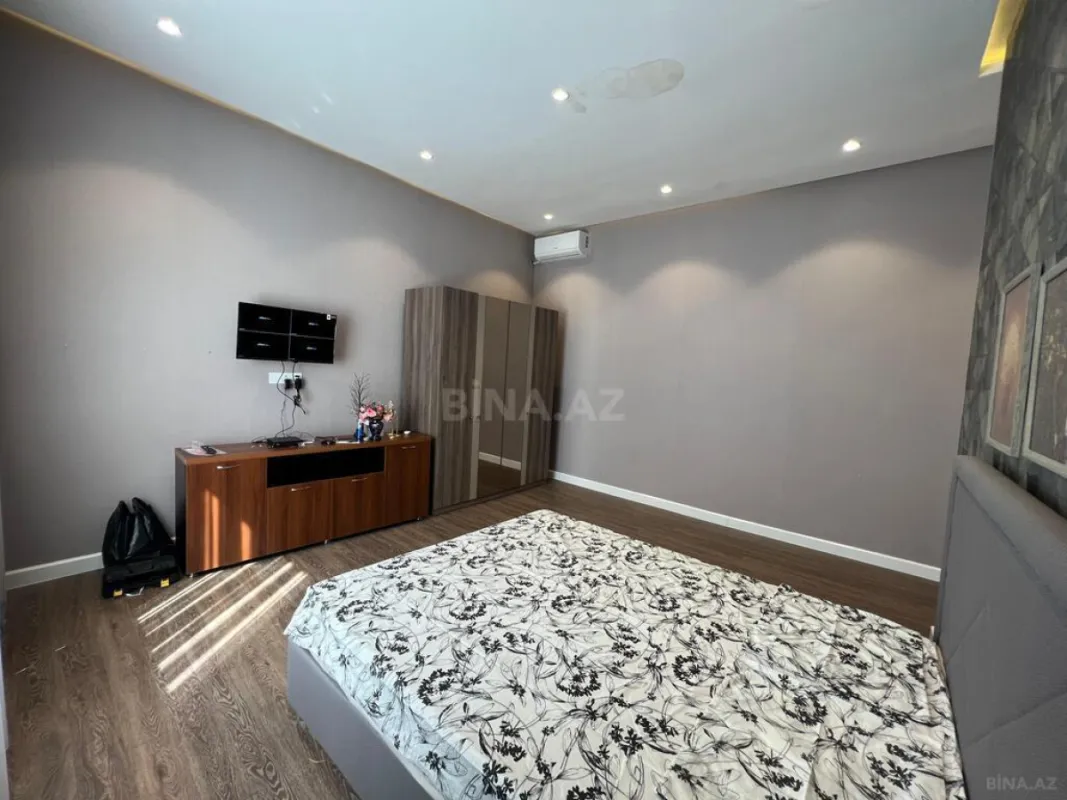 Kirayə verilir 4 otaqlı həyət evi 280 m²