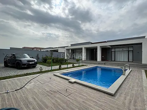 Kirayə verilir 4 otaqlı həyət evi 280 m²