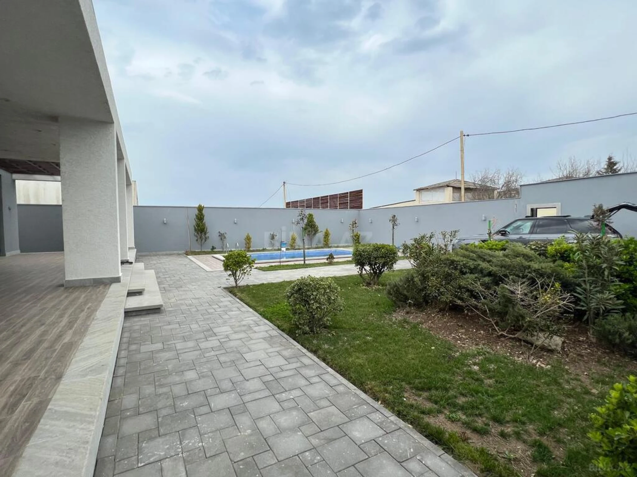 Kirayə verilir 4 otaqlı həyət evi 280 m²