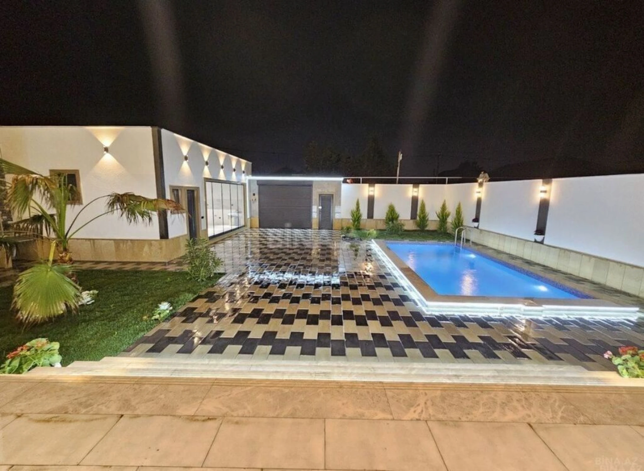 Kirayə verilir 4 otaqlı həyət evi 240 m²