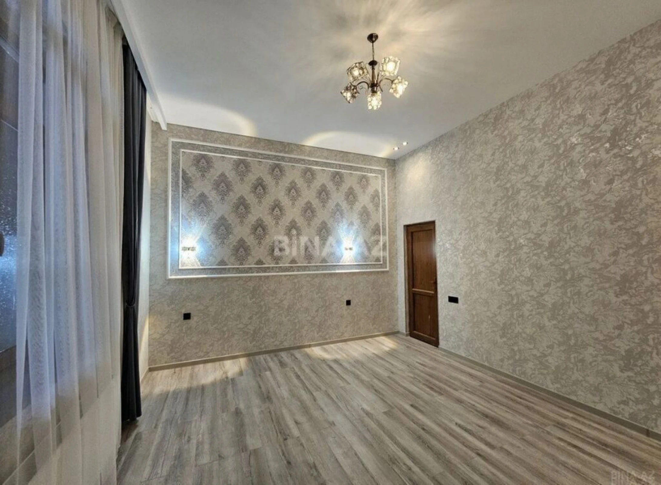 Kirayə verilir 4 otaqlı həyət evi 240 m²