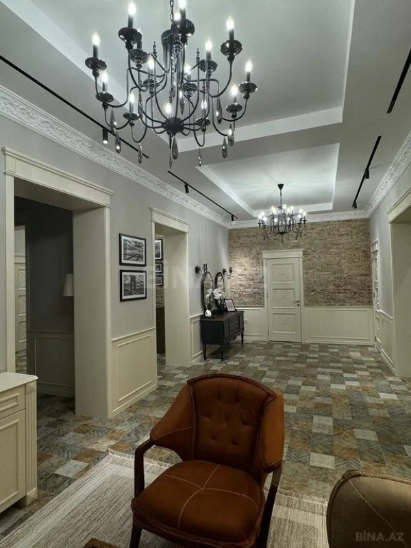 Kirayə verilir 4 otaqlı həyət evi 240 m²