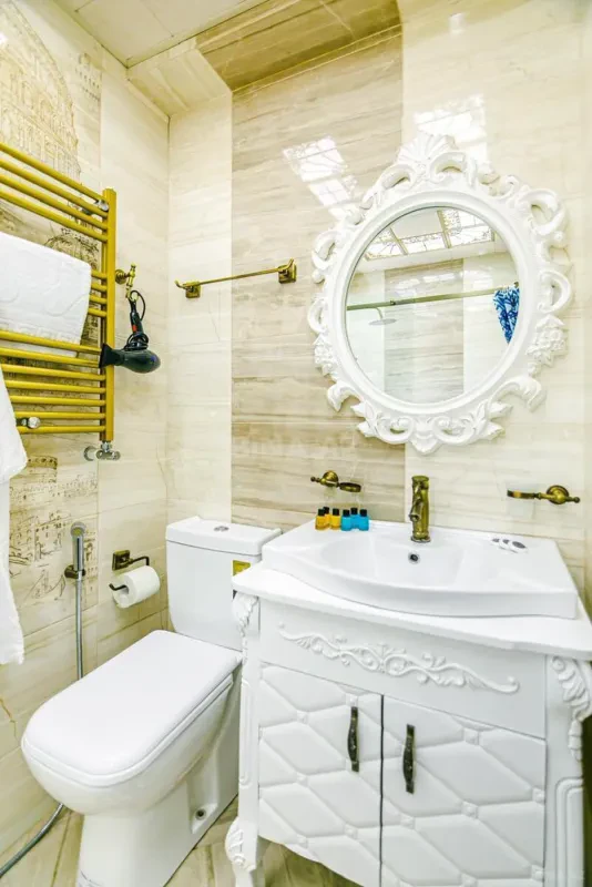 Kirayə verilir 2 otaqlı mənzil 105 m²