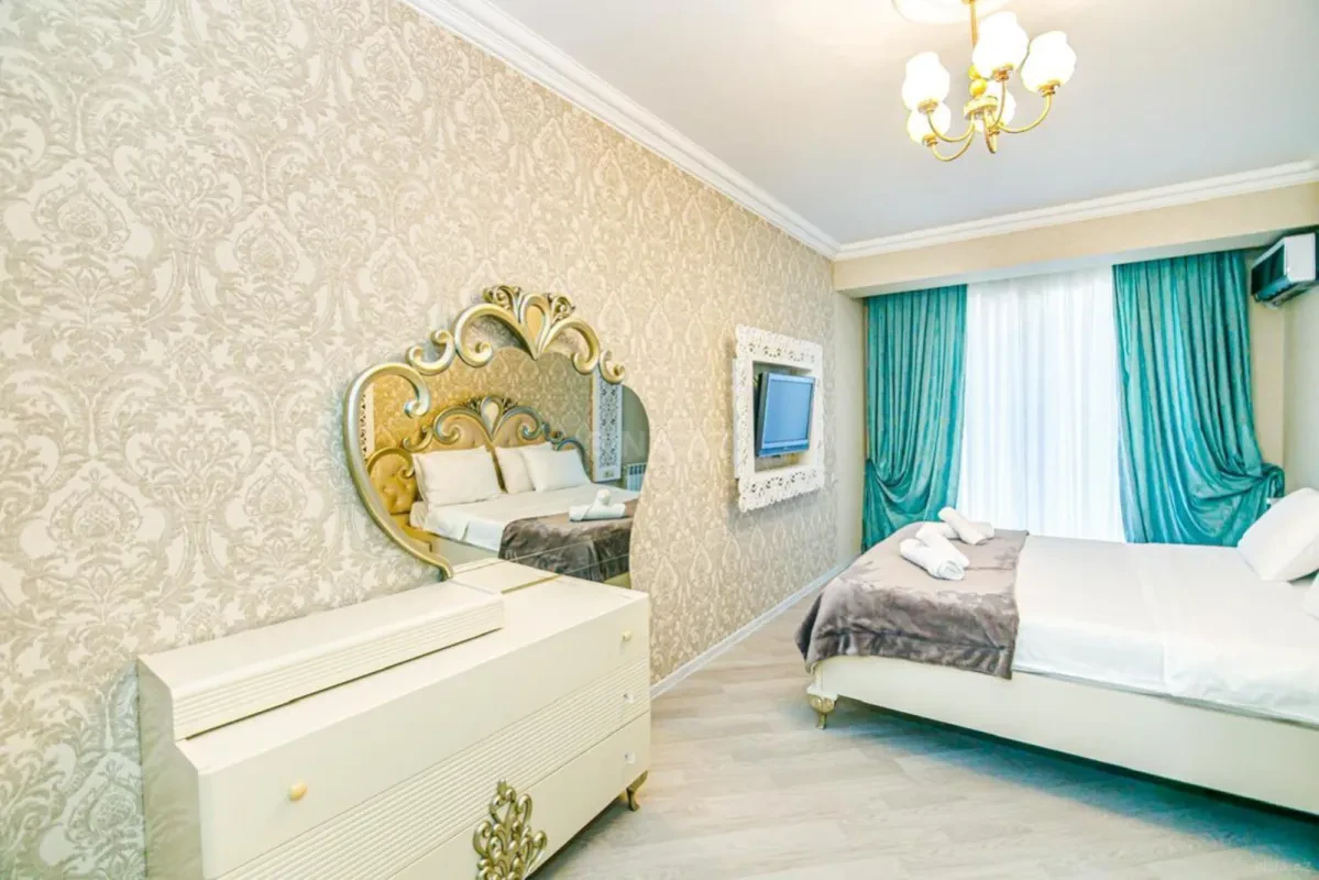 Kirayə verilir 2 otaqlı mənzil 105 m²