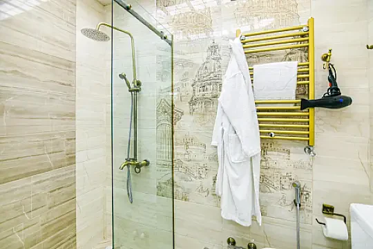 Kirayə verilir 2 otaqlı mənzil 105 m²