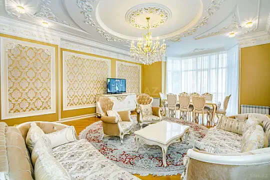 Kirayə verilir 3 otaqlı mənzil 180 m² — Bakı, Səbail 3 otaq 180.00 m²