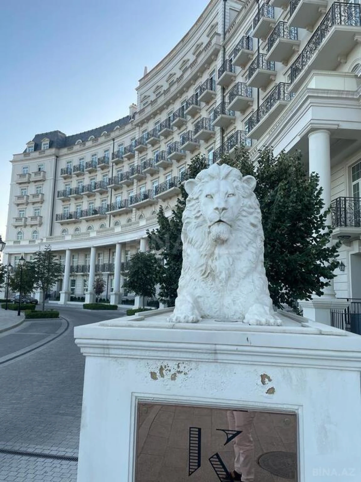 Kirayə verilir 4 otaqlı mənzil 125 m²