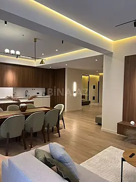 Kirayə verilir 4 otaqlı mənzil 125 m²