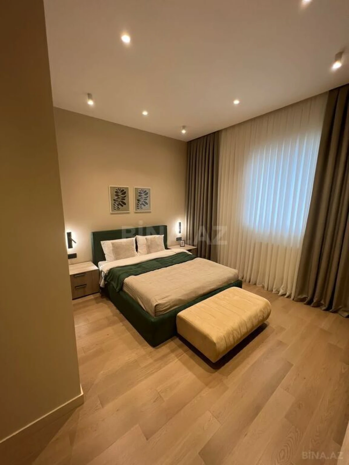 Kirayə verilir 4 otaqlı mənzil 125 m²