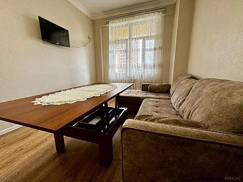 Kirayə verilir 2 otaqlı mənzil 65 m²