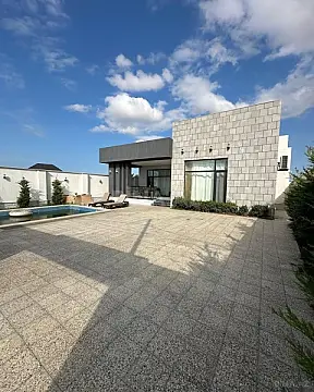 Kirayə verilir 4 otaqlı həyət evi 250 m²