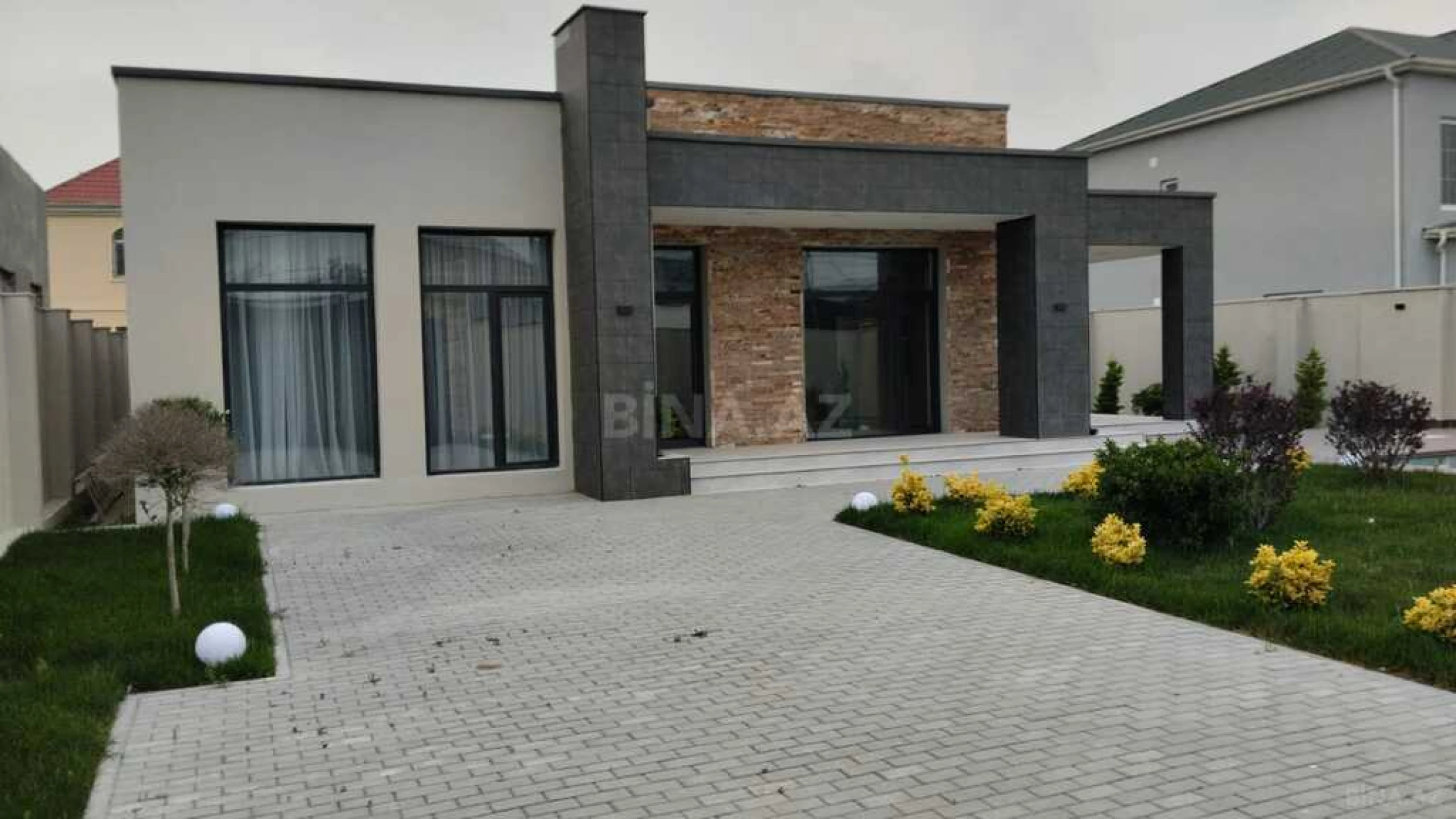 Satılır 4 otaqlı həyət evi 170 m²
