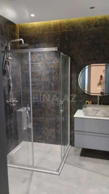 Satılır 4 otaqlı həyət evi 170 m²