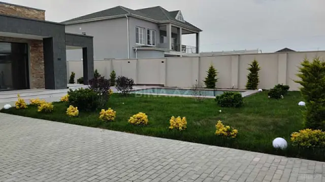 Satılır 4 otaqlı həyət evi 170 m²