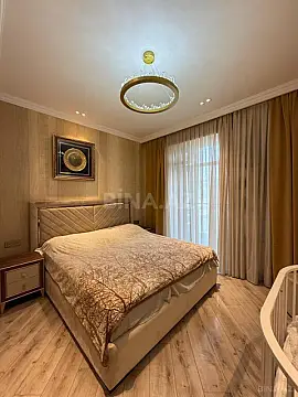 Satılır 3 otaqlı mənzil 107 m²