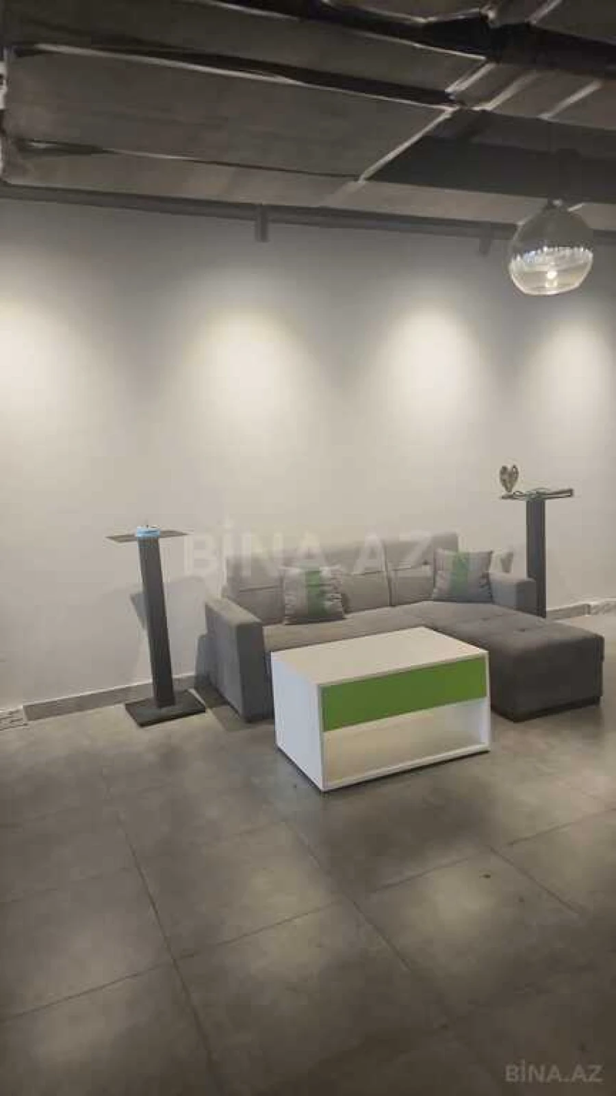 Satılır obyekt 409 m²