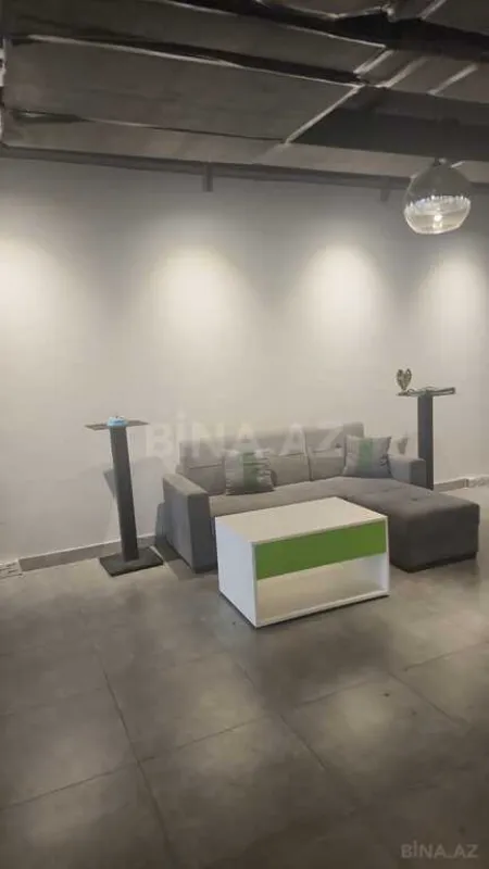 Satılır obyekt 409 m²